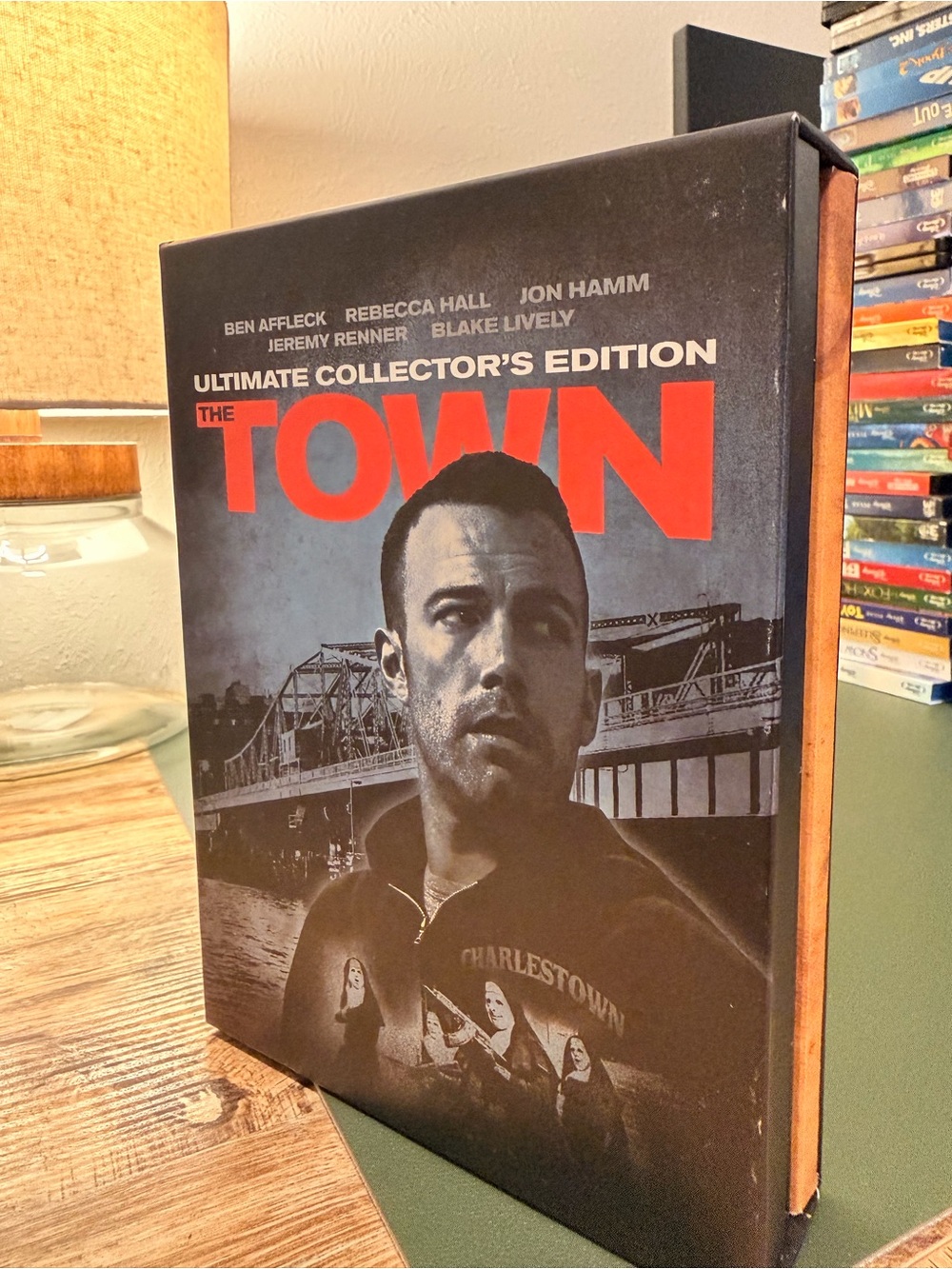 The Town -  Ultimate Collector's Edition DVD Box Set with Movie prop evidence